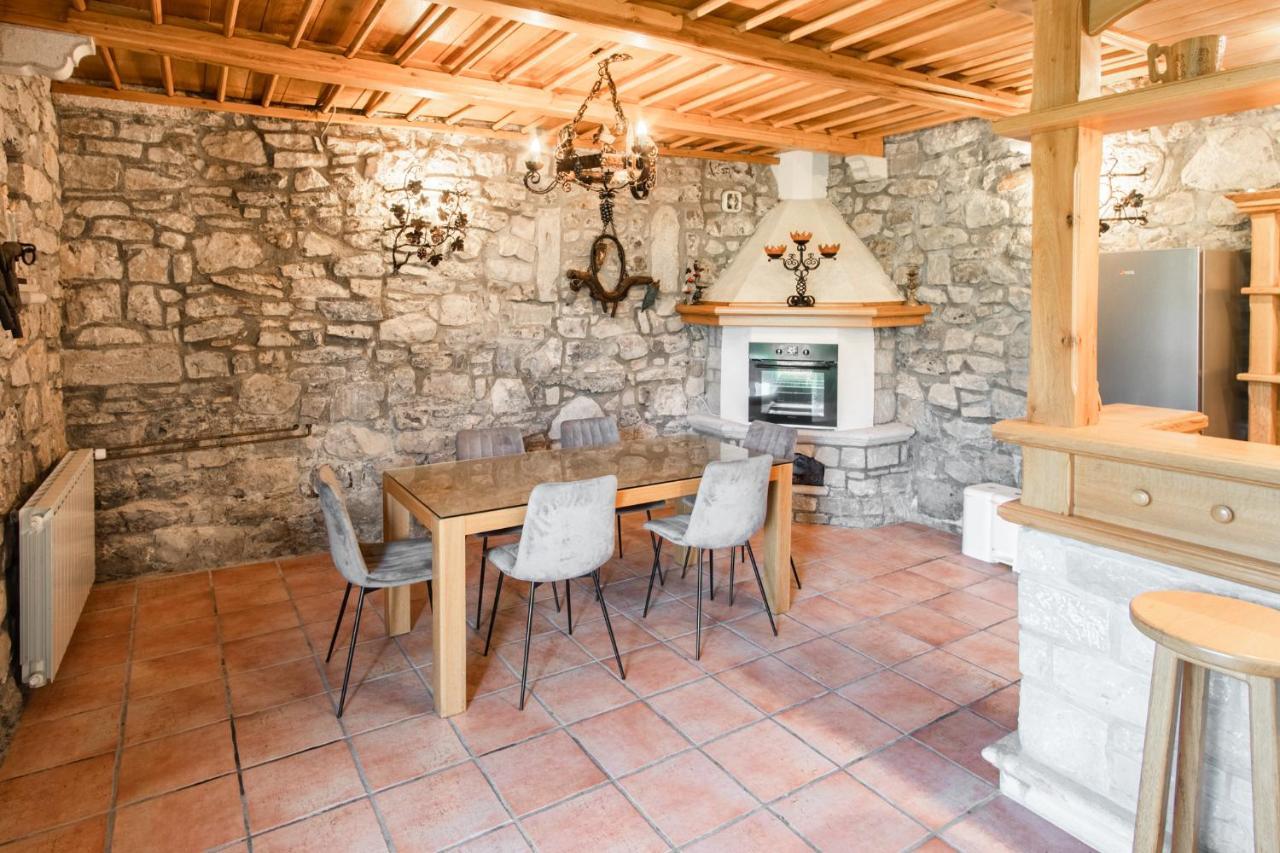 Apartment Trieste Hermes Art Sežana Εξωτερικό φωτογραφία