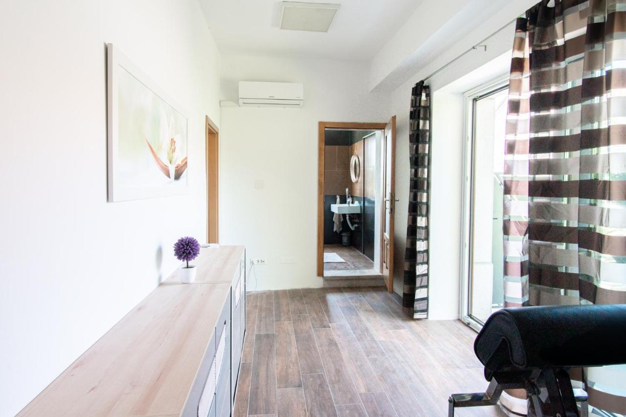 Apartment Trieste Hermes Art Sežana Εξωτερικό φωτογραφία