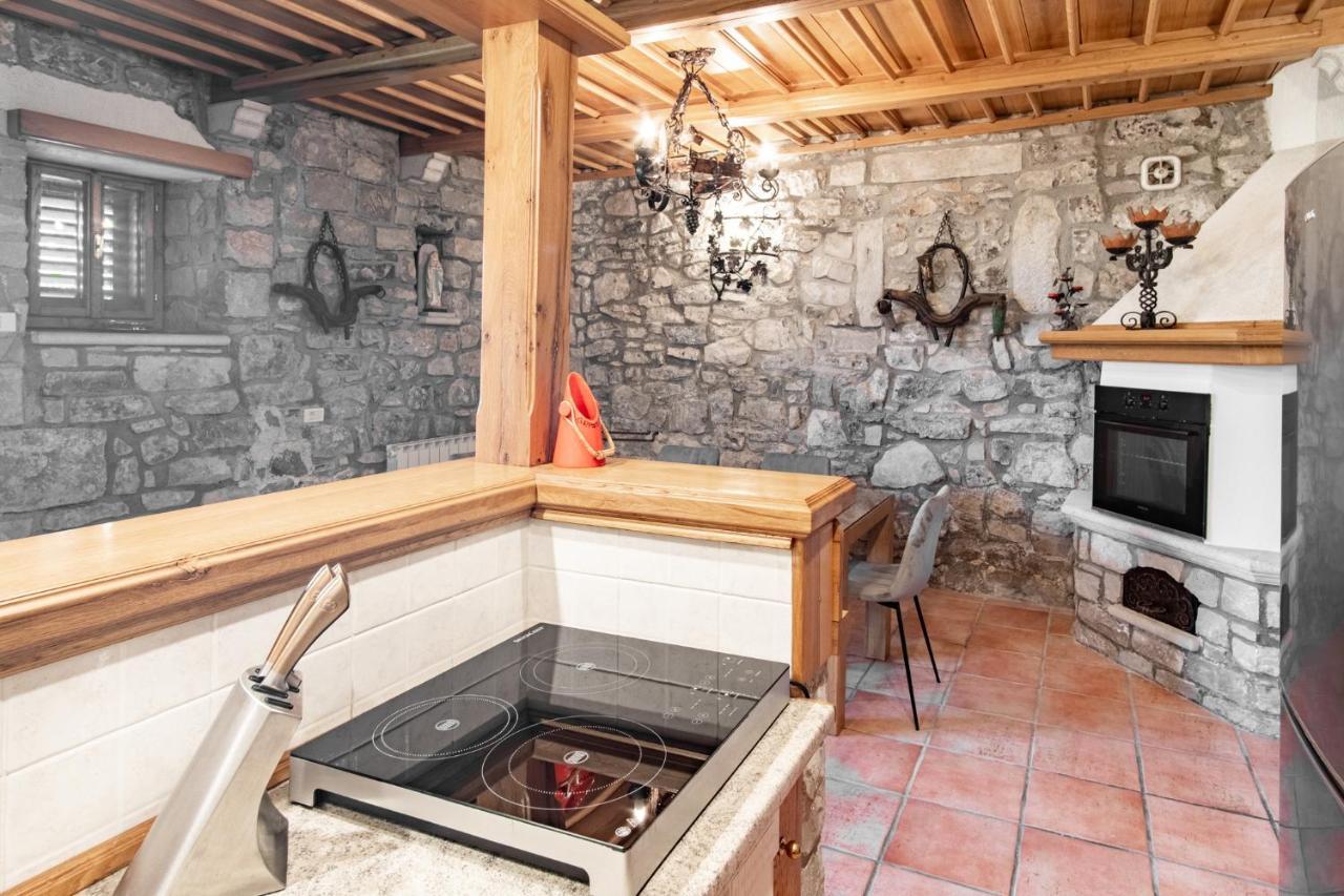 Apartment Trieste Hermes Art Sežana Εξωτερικό φωτογραφία