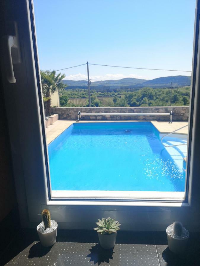 Apartment Trieste Hermes Art Sežana Εξωτερικό φωτογραφία